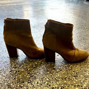 Rag and Bone 38.5 booties light brown/tan